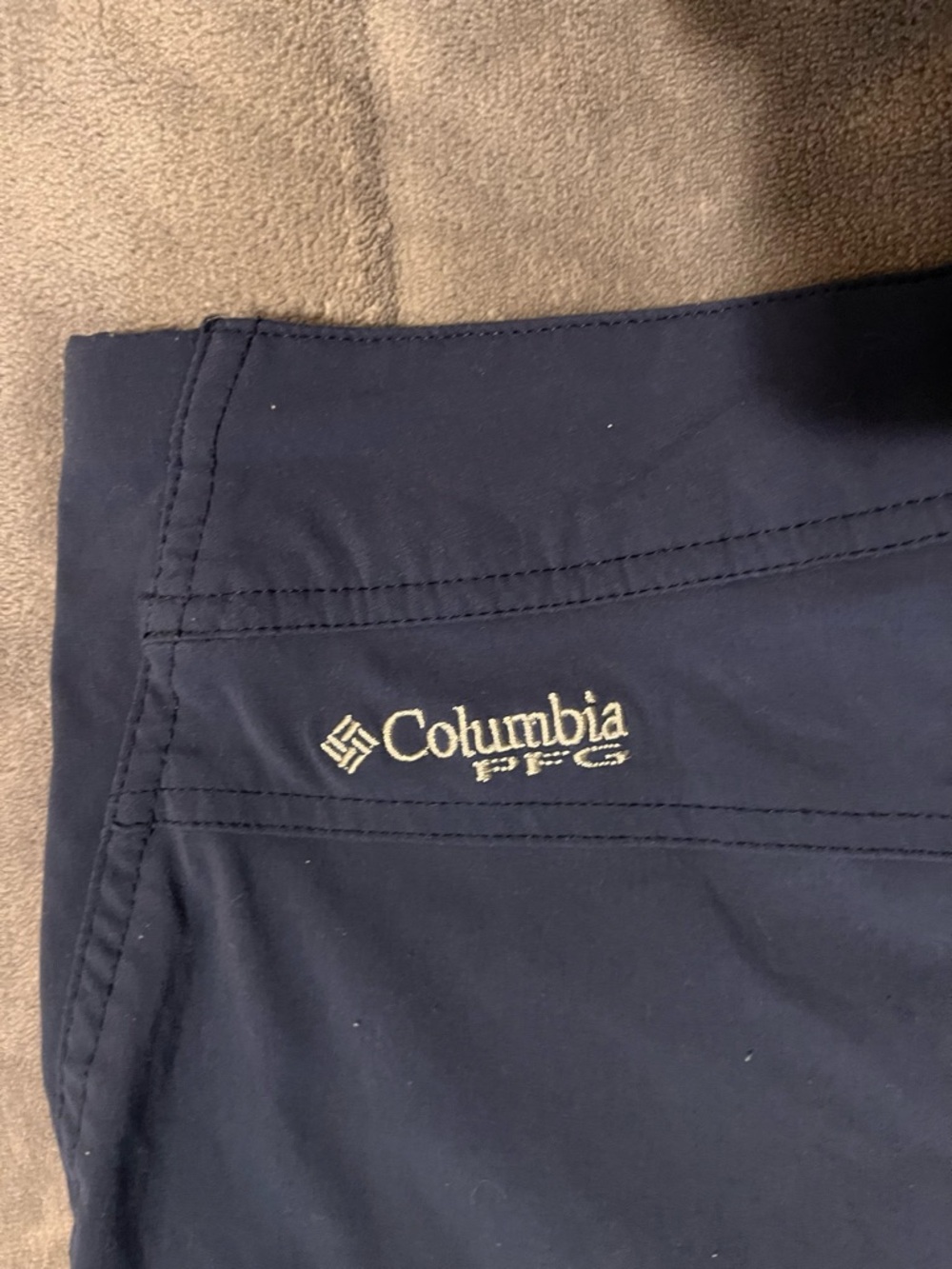 Columbia woman’s shorts size 10 - Picture 4 of 4